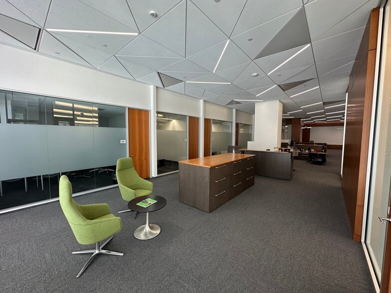 More Photos Of 150 Peabody Pl, Memphis Office For Lease