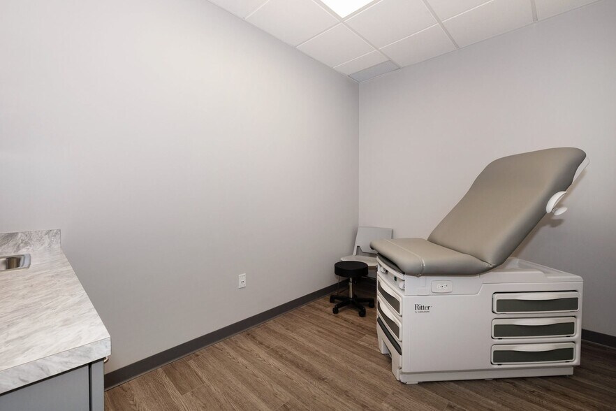 More Photos Of 10 Waldron Ave, Nyack Storefront For Lease