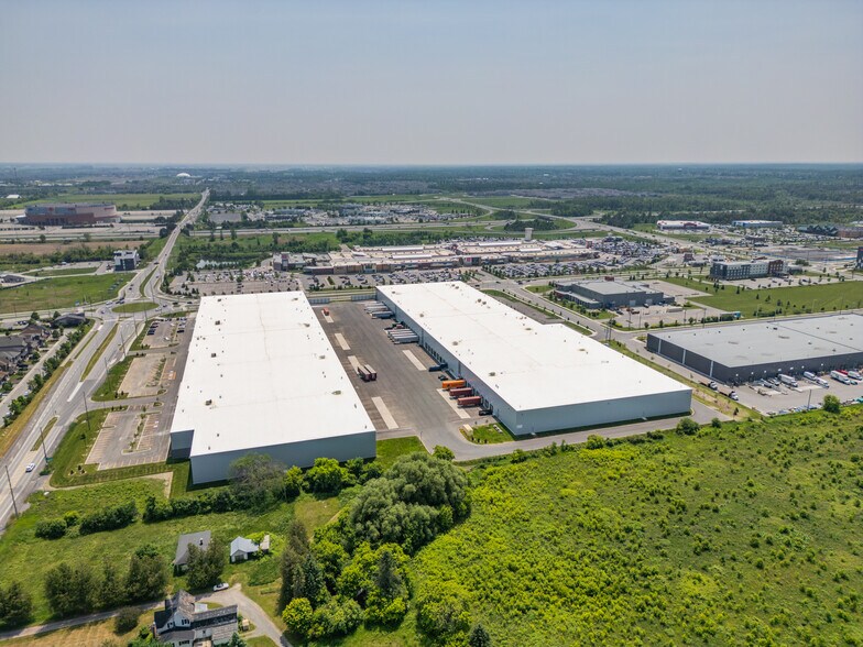 More Photos Of 405 Huntmar Dr, Ottawa Service For Lease