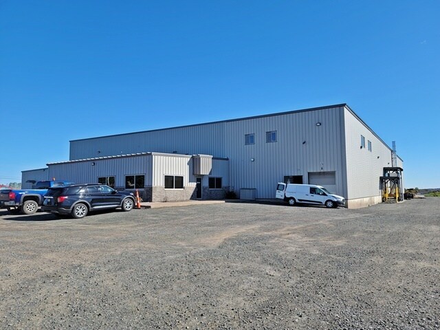 More Photos Of 810 Tamarack Ave, Edgar Industrial For Sale