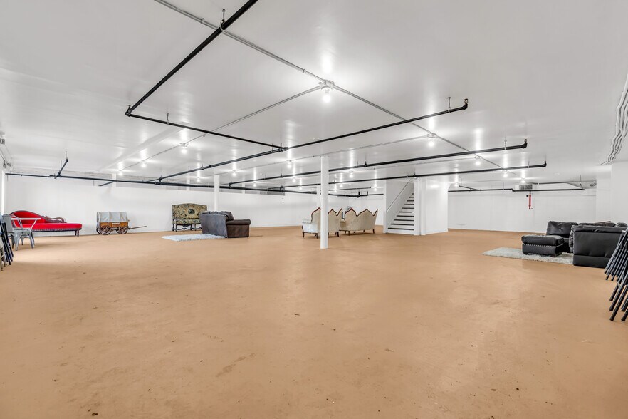 More Photos Of 1 American Legion Dr, Keyport General Retail For Lease