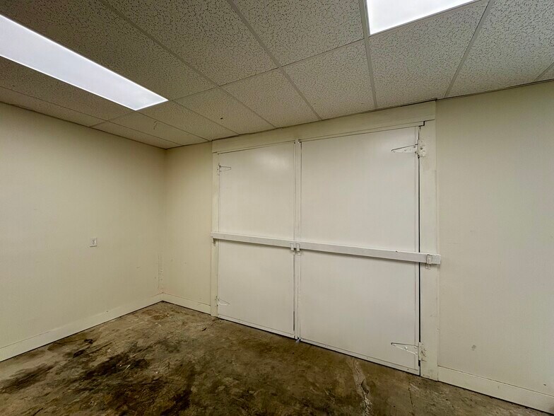 More Photos Of 331-335 Reese St, Bay Saint Louis Office For Sale