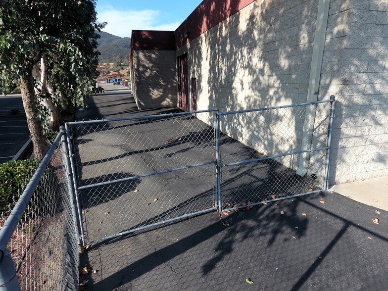 More Photos Of 28418 Felix Valdez Ave, Temecula Showroom For Sale