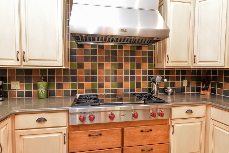 More Photos Of 455 Newark Pompton Tpke, Wayne Office Residential For Lease