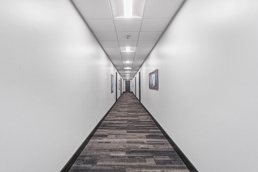 More Photos Of 3333 W Commercial Blvd, Fort Lauderdale Medical For Sale