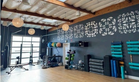 More Photos Of 15 Pamaron Way, Novato Light Distribution For Lease