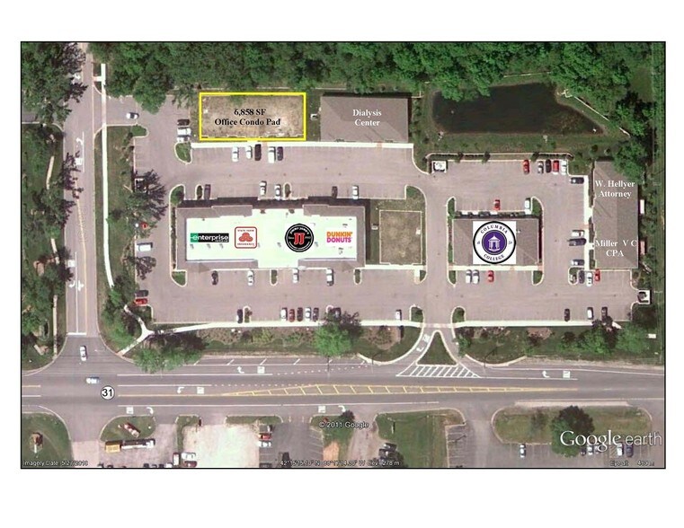 More Photos Of 448 N Il-31, Crystal Lake Office For Lease