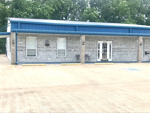 Primary Photo Of 13227 FM 1764 Rd, Santa Fe Office Residential For Lease