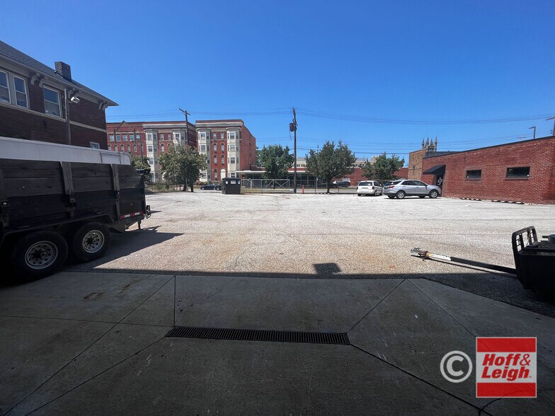 More Photos Of 3922 Prospect Ave E, Cleveland Light Distribution For Lease