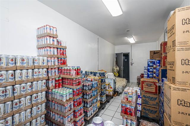 More Photos Of 1719 Lincoln St, Laredo Convenience Store For Sale