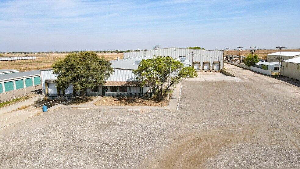 More Photos Of 3965 US Highway 60, Hereford Industrial For Sale