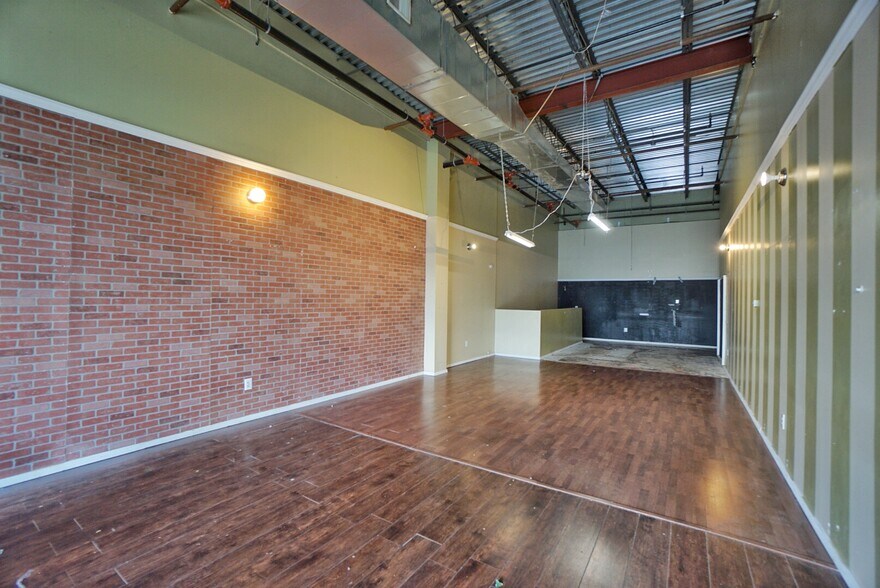 More Photos Of 4916 Arthur Kill Rd, Staten Island Storefront Retail Office For Lease