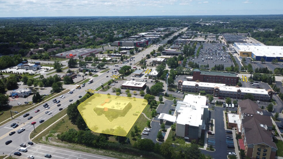 More Photos Of 41190 Ford Rd, Canton Restaurant For Lease