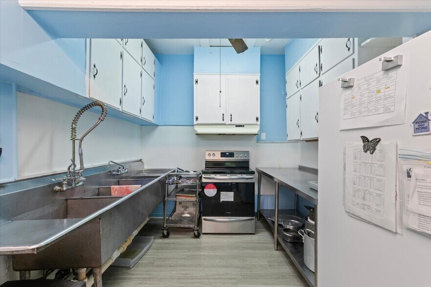More Photos Of 2365 County Line Rd, Atlanta Daycare Center For Sale