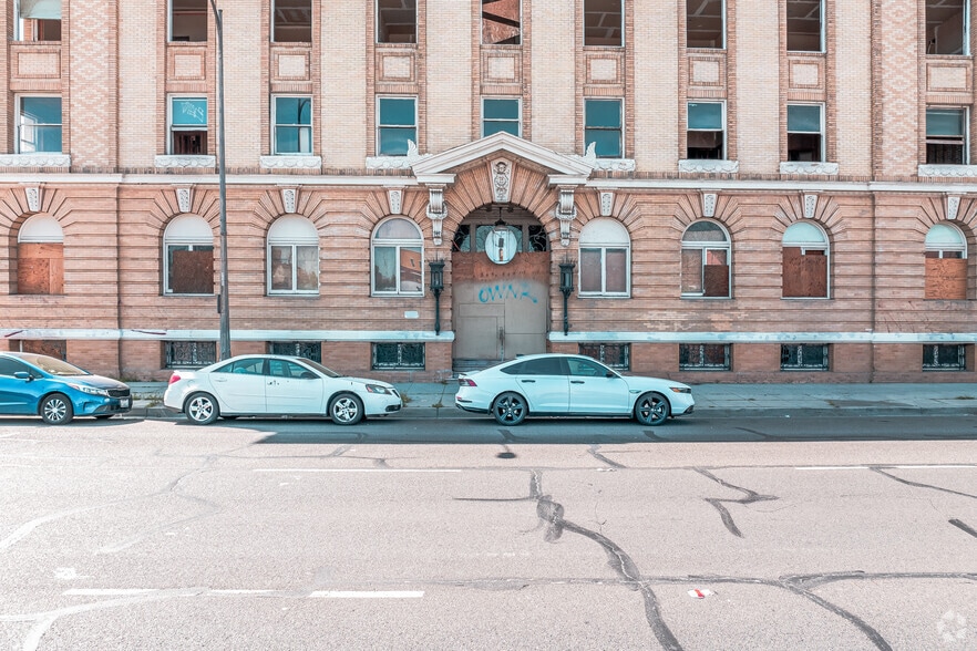 More Photos Of 807 N El Dorado St, Stockton Apartments For Sale