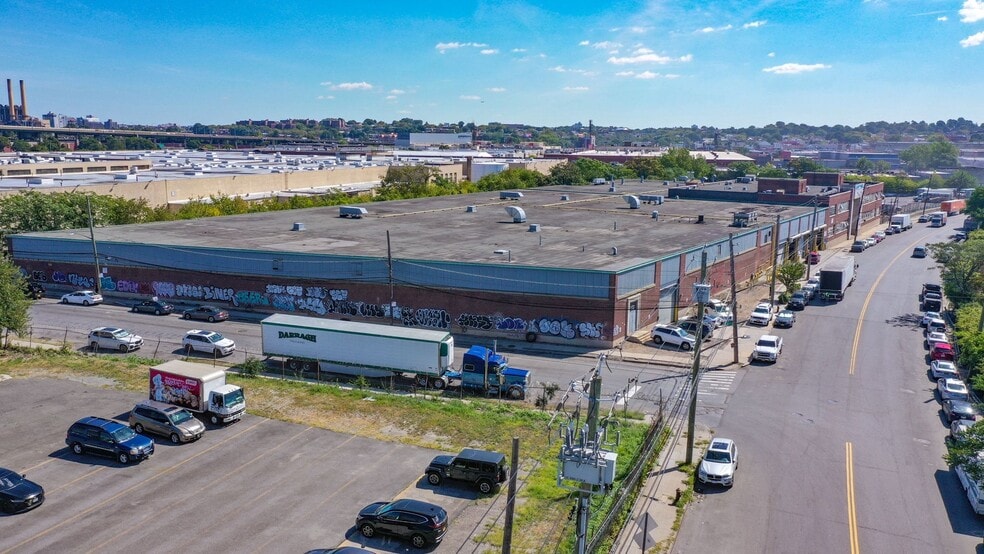 More Photos Of 50-35 56th Rd, Maspeth Warehouse For Lease