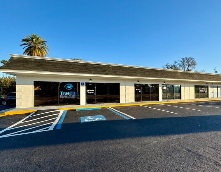 More Photos Of 4257 W Kennedy Blvd, Tampa Storefront Retail Office For Lease
