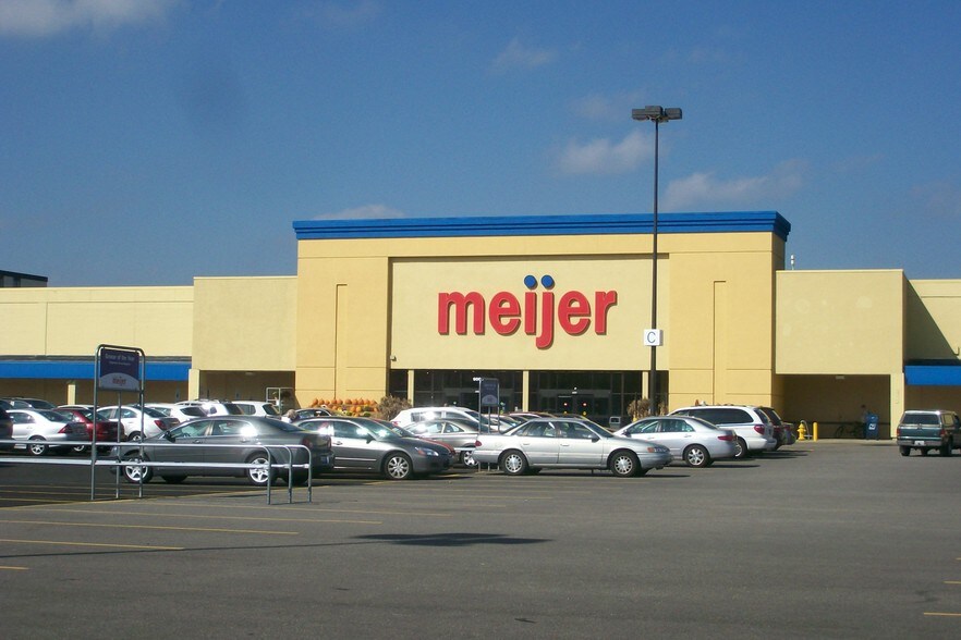 More Photos Of 9000-9196 W Golf Rd, Niles Unknown For Sale