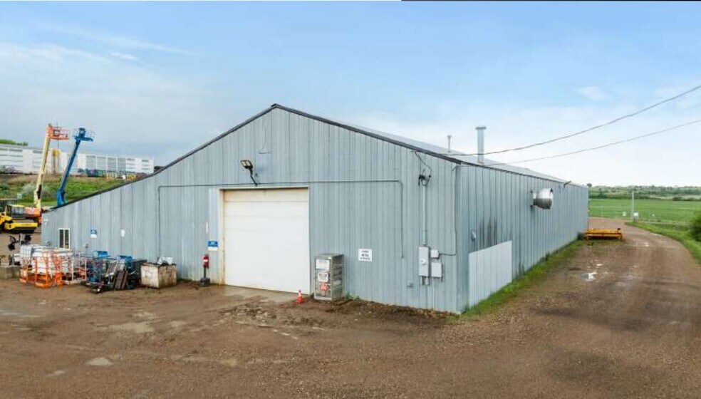 More Photos Of 1609 SW 33rd St, Minot Warehouse For Sale