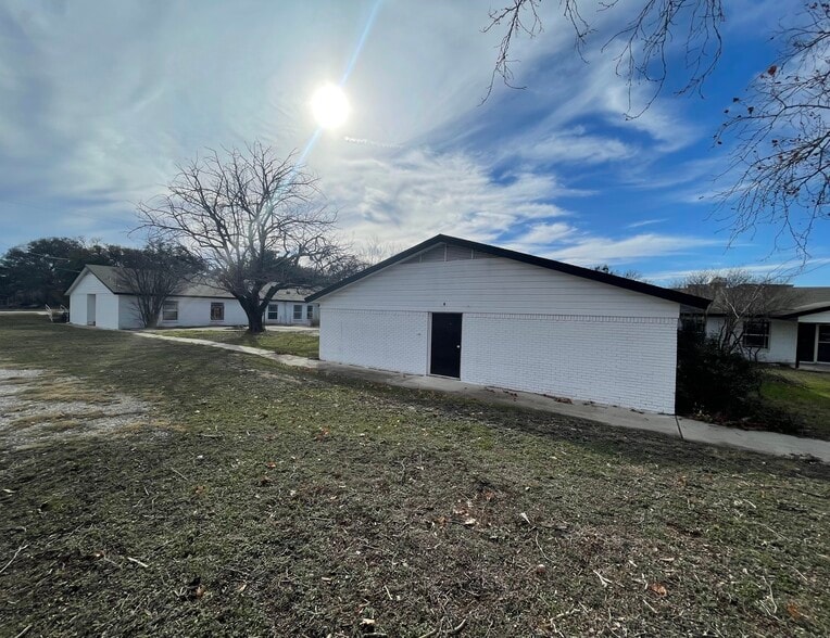 More Photos Of 1405 W Storey St, San Saba Skilled Nursing Facility For Sale