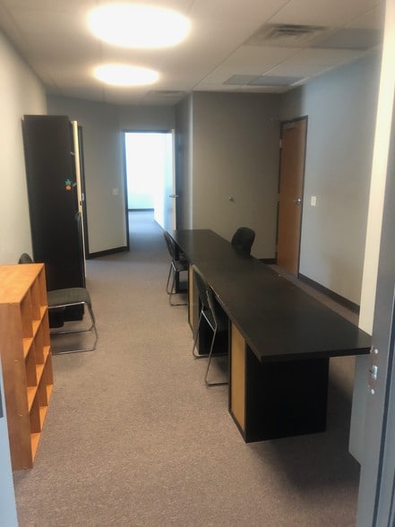 More Photos Of 1211 Avery St, Golden Office For Lease