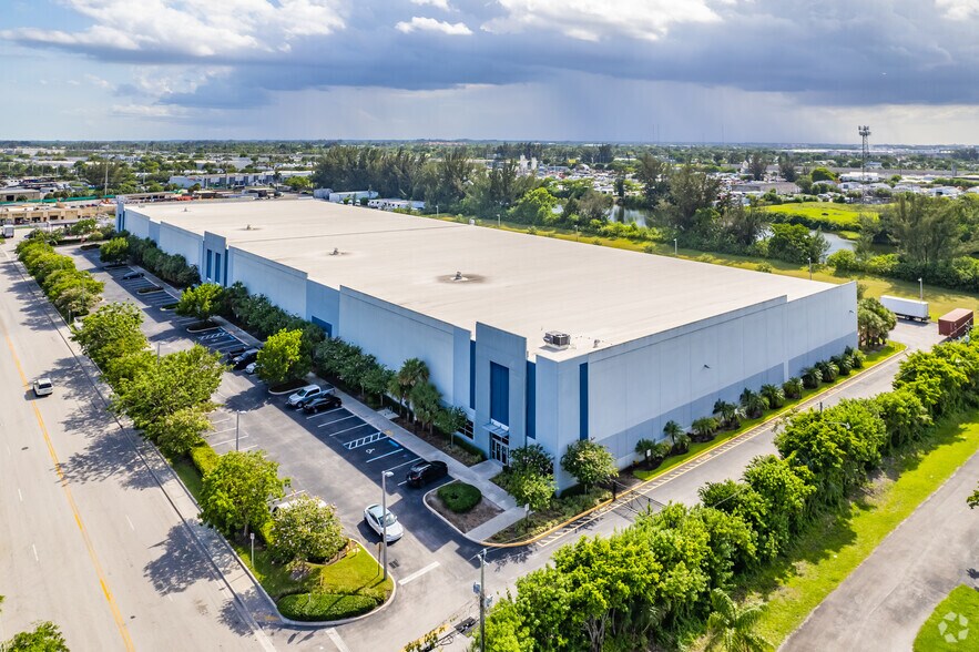 Primary Photo Of 3501 Burris Rd, Davie Distribution For Lease