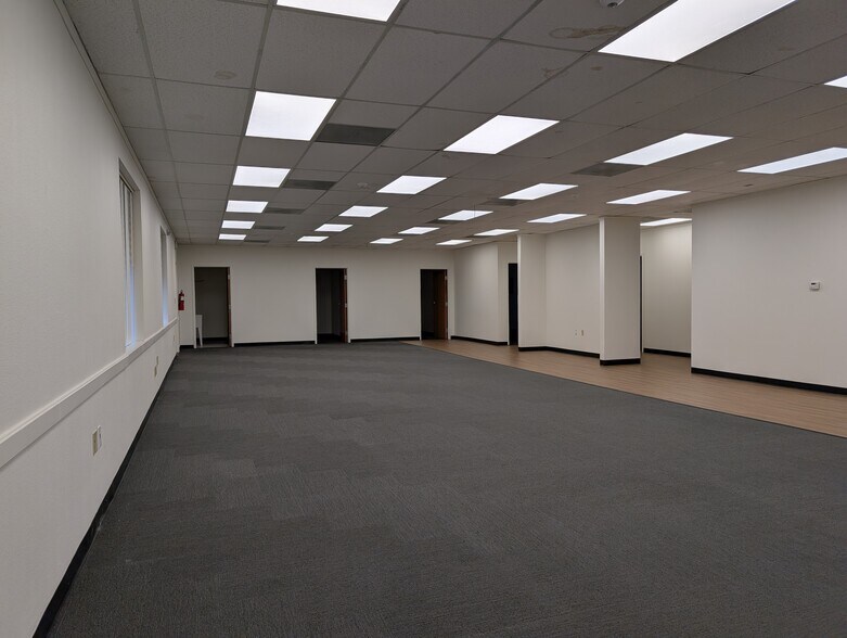 More Photos Of 3102 NW Atlanta Ave, Lawton Medical For Sale