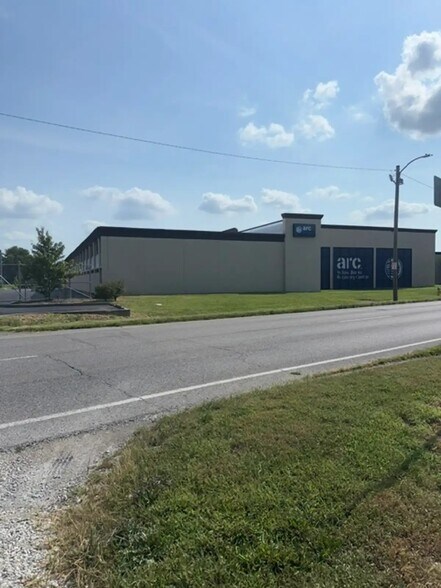 More Photos Of 3100 W 2nd St, Owensboro Healthcare For Lease
