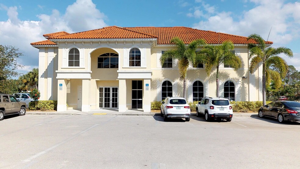 More Photos Of 4375 Radio Rd, Naples Office For Lease