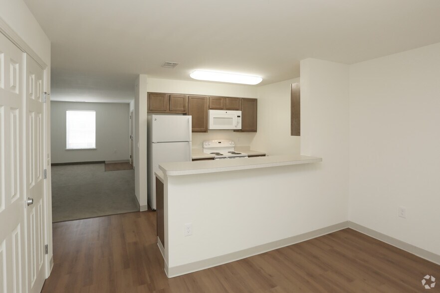 More Photos Of 700 Wincoram Way, Coram Apartments For Lease