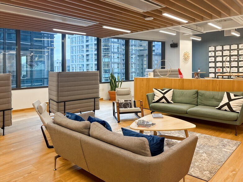 More Photos Of 1201 2nd Ave, Seattle Coworking Space