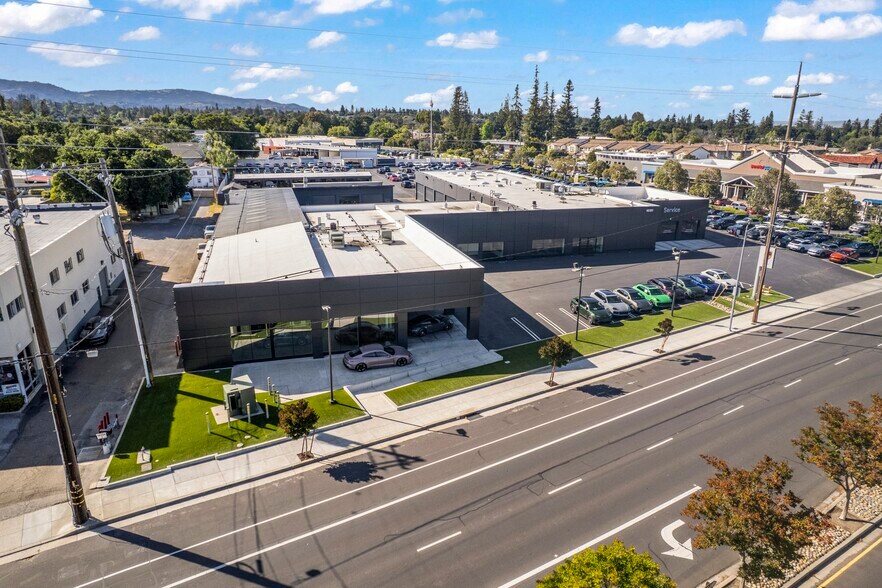 More Photos Of , Los Gatos General Retail For Sale