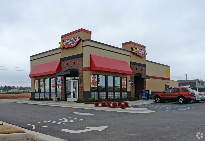 More Photos Of 11909 US Highway 231/431, Meridianville Fast Food For Lease