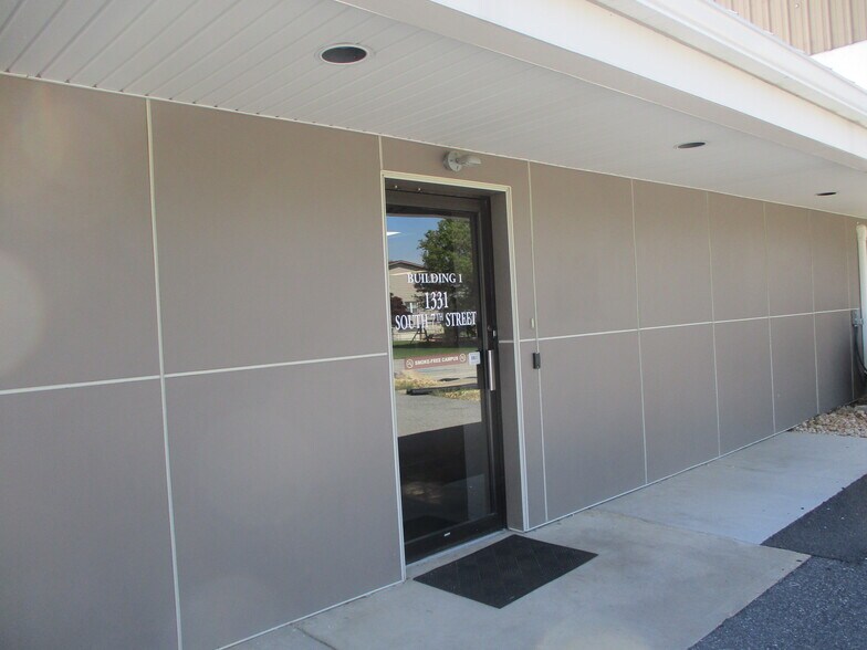 More Photos Of 1331 S 7th St, Chambersburg Office Residential For Sale