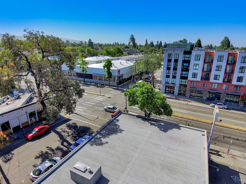 More Photos Of 1399 University Ave, Berkeley General Retail For Sale