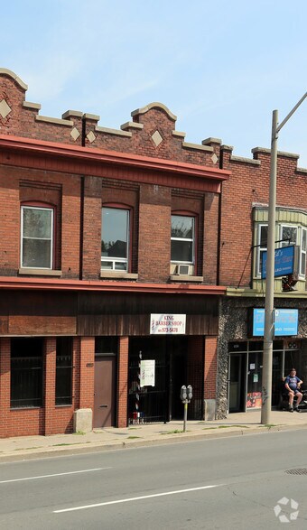 More Photos Of 595 King St E, Hamilton Storefront Retail Residential For Sale