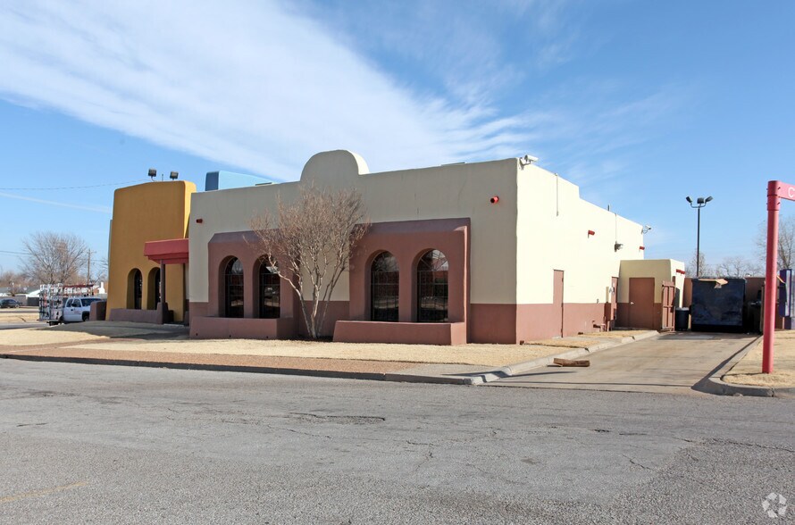 More Photos Of 4416 SE 44th St, Oklahoma City Fast Food For Sale