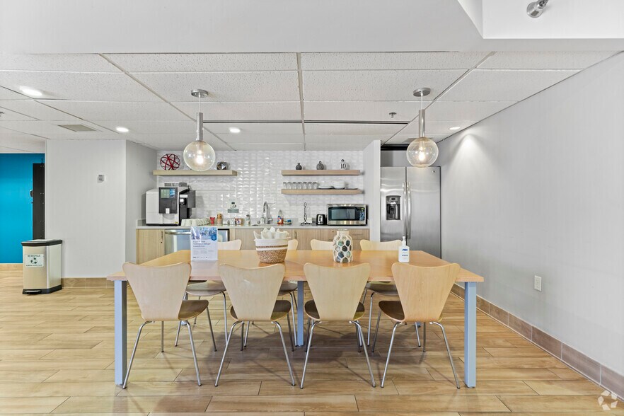 More Photos Of 500 Ala Moana Blvd, Honolulu Coworking Space