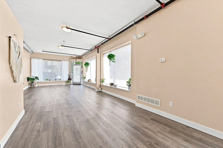 More Photos Of 1648 S 16th St, Philadelphia Apartments For Sale