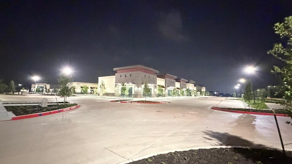 More Photos Of 10040 Coit Rd, Frisco Storefront Retail Office For Lease