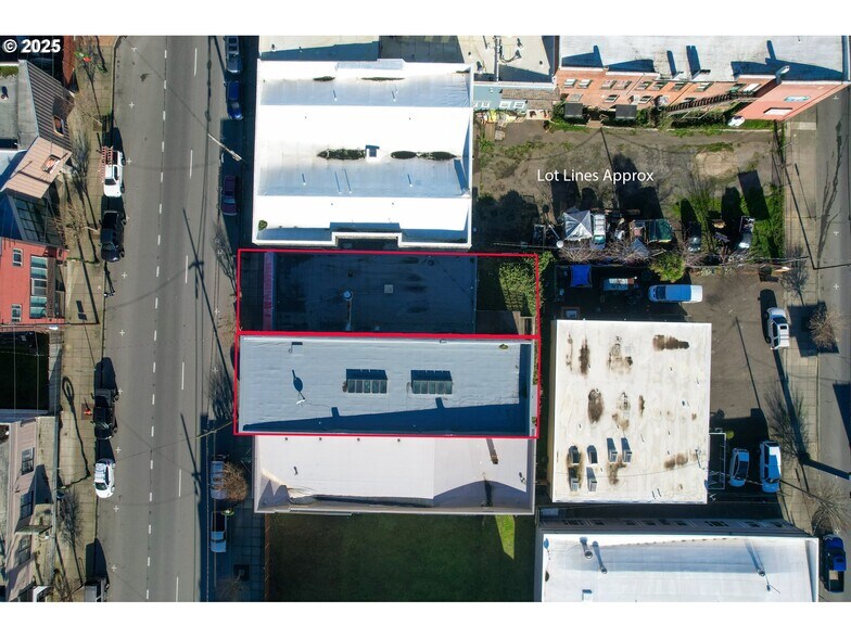 More Photos Of 2043 Sherman Ave, North Bend Bar For Sale