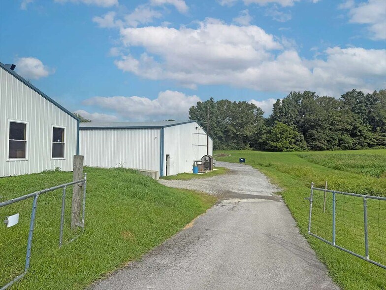 More Photos Of 972 Old US 68, Campbellsville Unknown For Lease