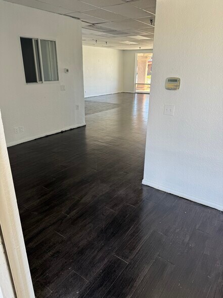 More Photos Of 32475 Date Palm Dr, Cathedral City Freestanding For Sale