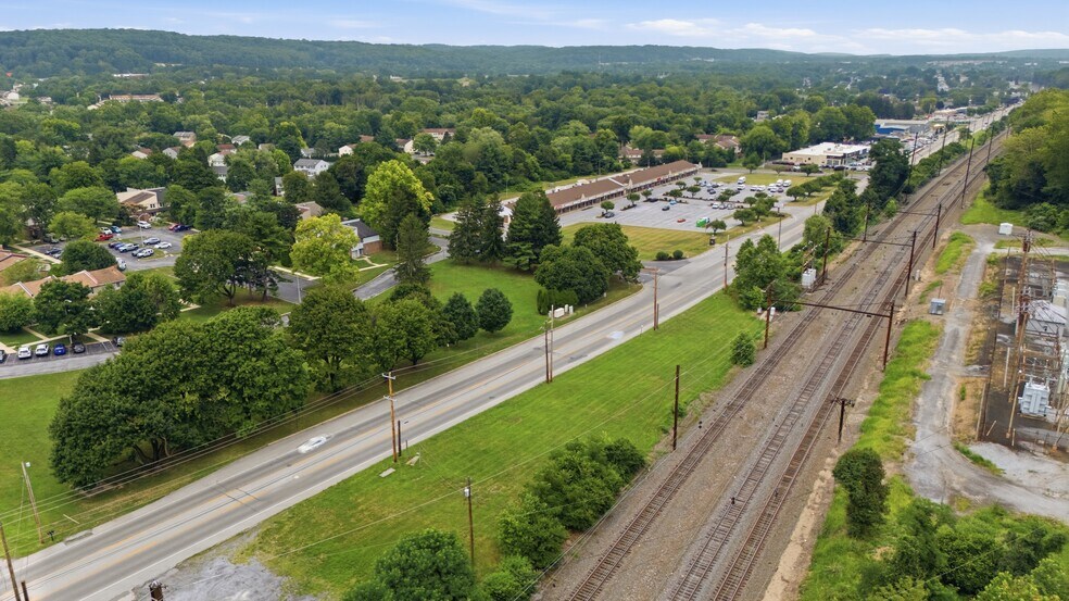 More Photos Of 4220 Lincoln Hwy, Downingtown Land For Lease