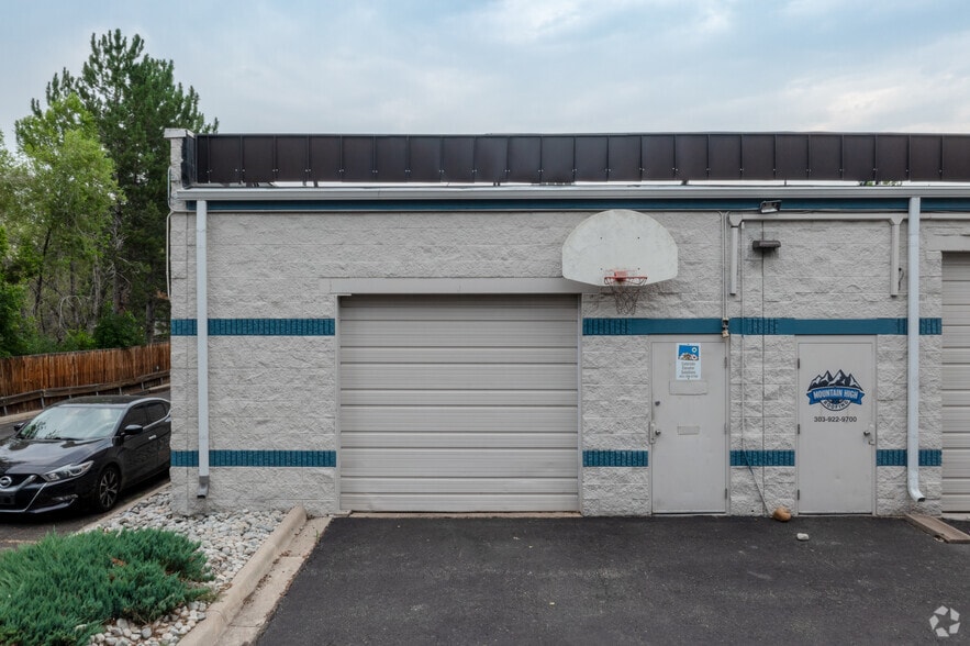 More Photos Of 7721 W 6th Ave, Lakewood Light Distribution For Lease