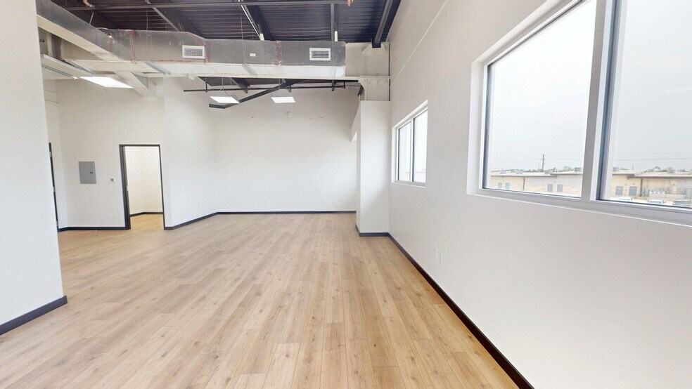 More Photos Of 9025 W State Highway 29, Liberty Hill Office For Sale