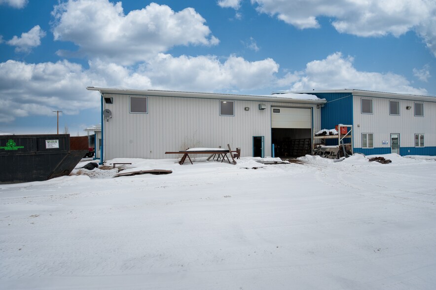 More Photos Of 3419 33 St, Whitecourt Industrial For Sale