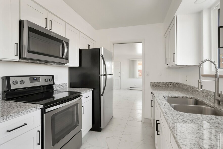 More Photos Of 5710 S Pennsylvania St, Littleton Apartments For Sale