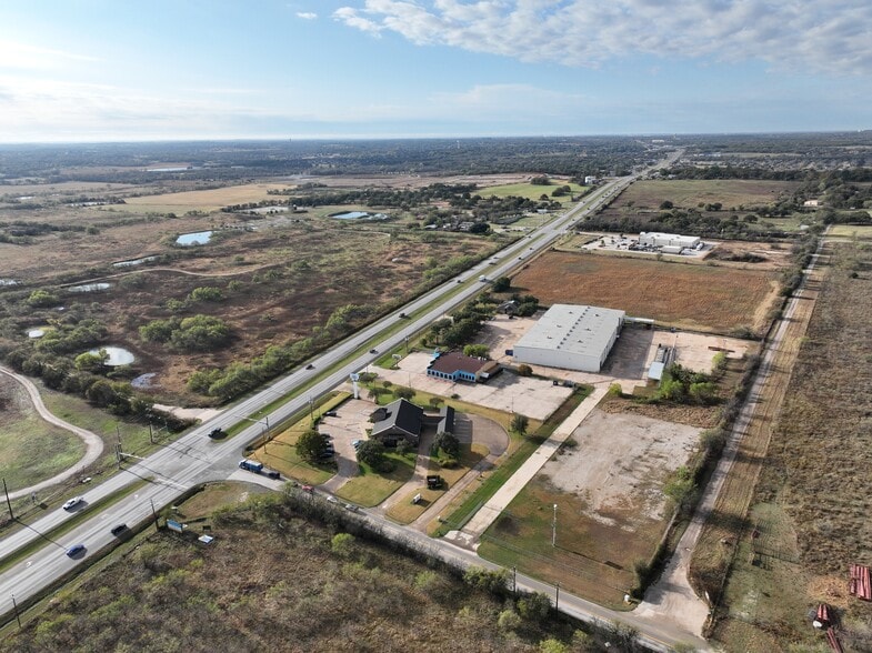 More Photos Of 1980 SW Wilshire Blvd, Burleson Warehouse For Sale