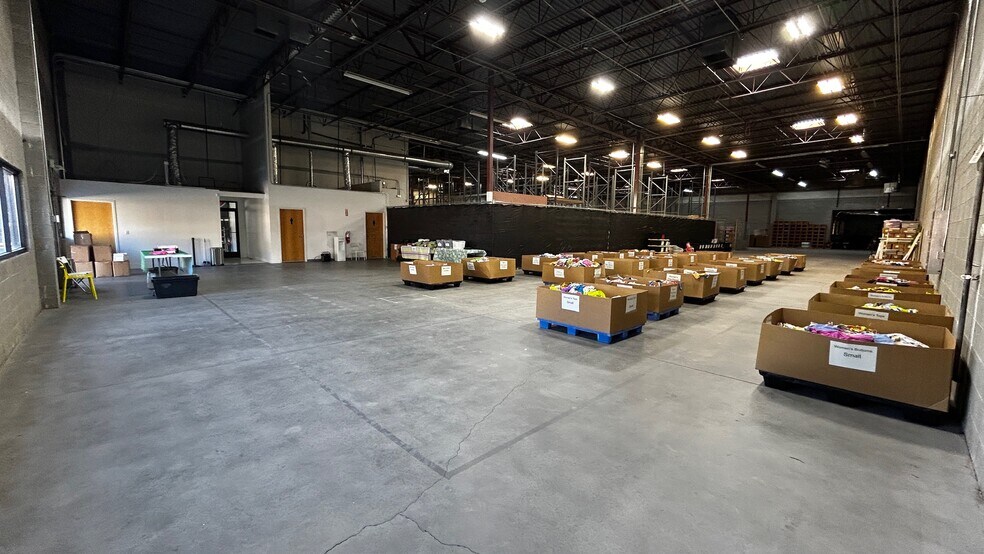 More Photos Of 1002-1020 S 250 E, Provo Warehouse For Lease